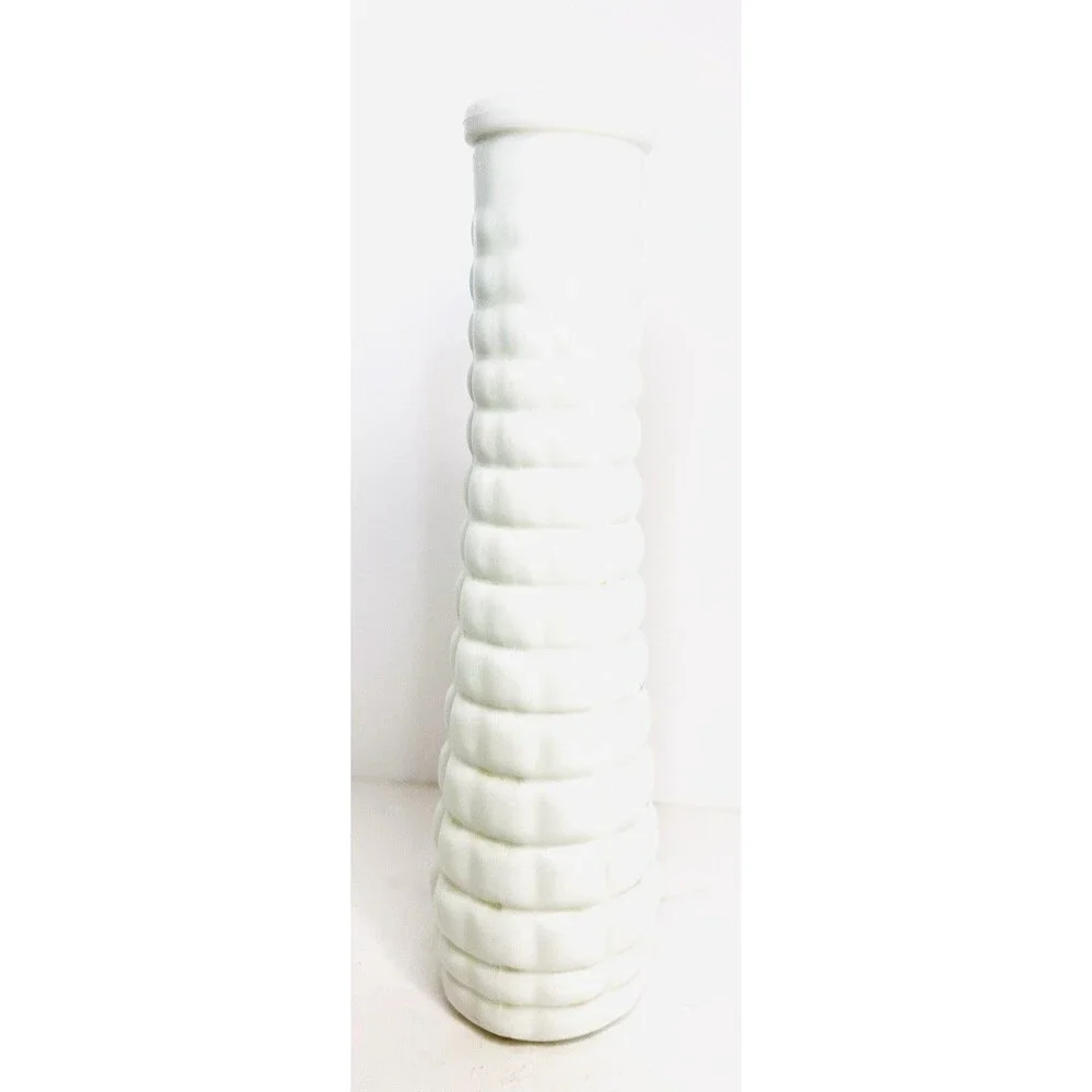 EO Brody M-111 Milk Glass Vase Ribbed Beehive White Bud Vase Vintage USA 8.75”